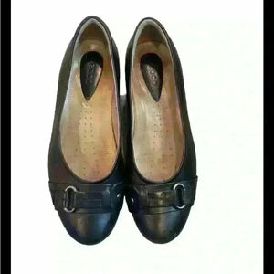 ECCO BUTTON STRAP BLACK LEATHER SLIP ONS HEELS PUMPS SHOES WOMENS SZ  7.5 EU 38